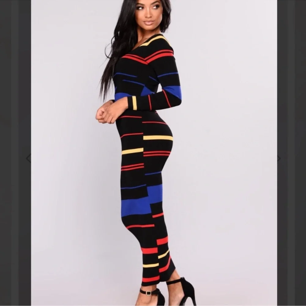 Striped Maxi Dress - Picture 3 of 5
